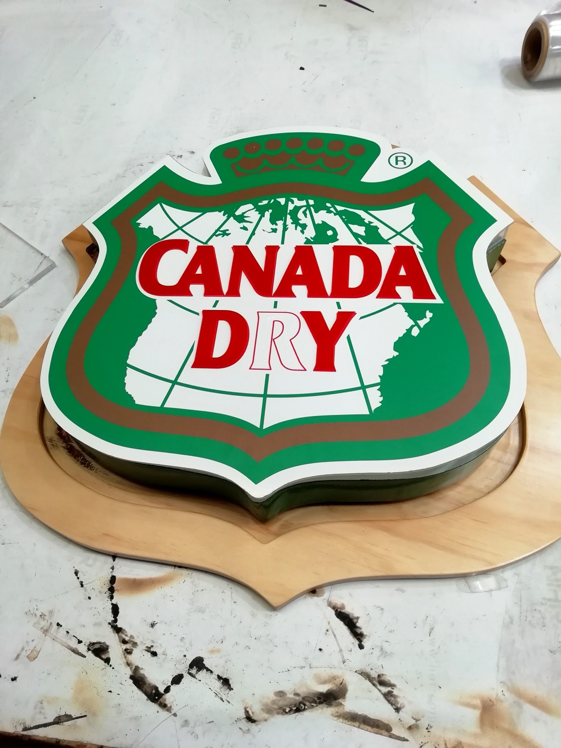 Isologo corpóreo de Canada Dry